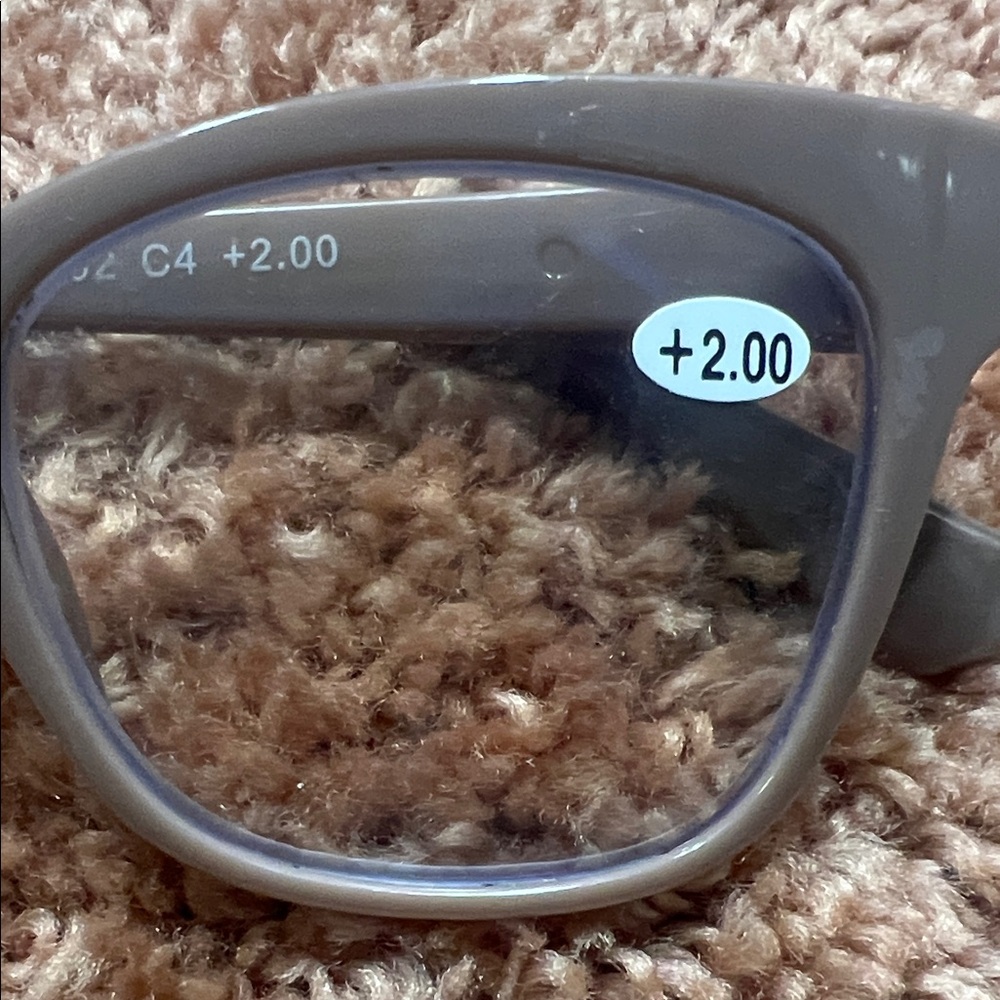 2.0 Reading Glasses Set - Blue, Mauve, and Dusty Rose. - Picture 3 of 3
